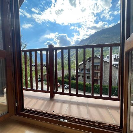 B31 - Urb. La Coma 3º - Villmor Apartman Benasque Kültér fotó