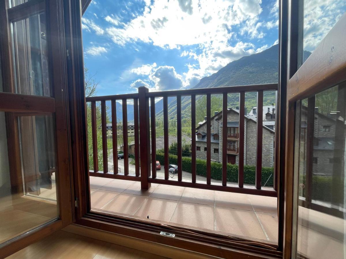 B31 - Urb. La Coma 3º - Villmor Apartman Benasque Kültér fotó